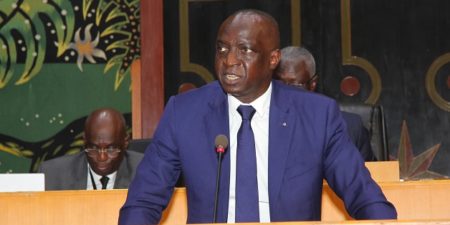 Endettement : «Le Sénégal fait partie des pays à risque de  surendettement modéré», rassure Moustapha Ba