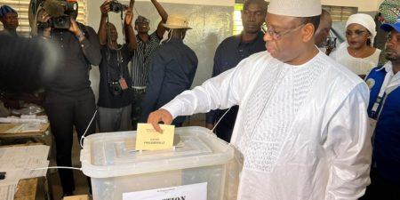 Présidentielle : Le vote du président Macky Sall au collège Thierno Mamadou Sall
