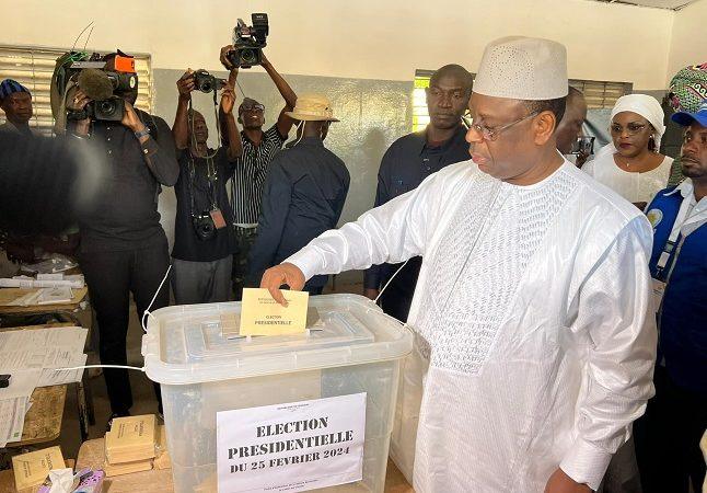 Présidentielle : Le vote du président Macky Sall au collège Thierno Mamadou Sall