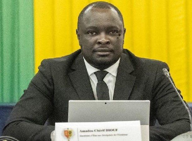 Le Secrétaire d’État des Sénégalais de l’Extérieur échoue lors de son baptême de feu en Espagne. (Par Momar Dieng Diop).