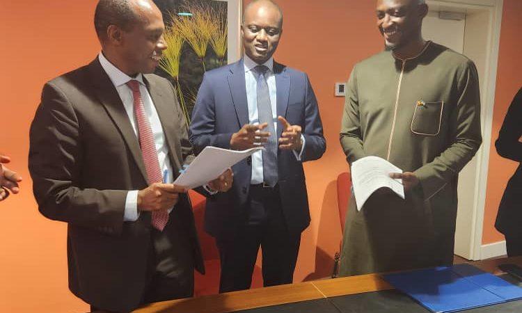 11e Sommet annuel de l’Africa CEO Forum au Rwanda : L’APIX-S. A et l’Agence chargé promotion investissement rwandais signent un protocole d’entente