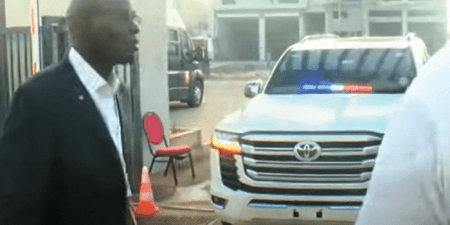L’Etat en pleine  infraction au code de la route :  Des véhicules ministériels sans plaque d’immatriculation