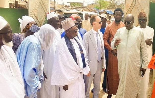 Diplomatie Religieuse : L’ambassadeur de l’UE au Sénégal reçu par le khalife de Bambilor, Thierno Amadou Ba