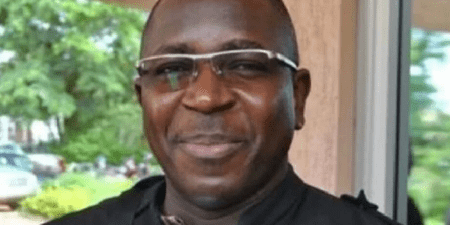 Stop à l’Instrumentalisation de la Justice : Le Panafricaniste algérien Rachid Nekkaz, dénonce l’acharnement judiciaire contre Me Guy Hervé Kam et exige sa libération