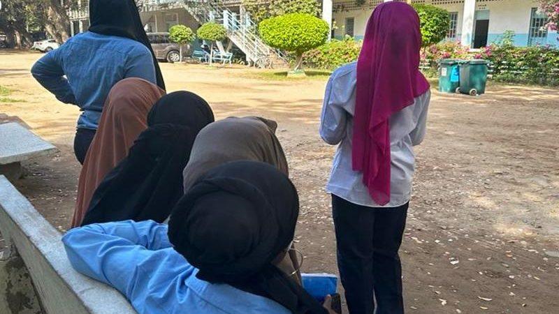 PORT DU VOILE DANS LES ETABLISSEMENT SCOLAIRES: CONTRIBUTION AU DEBAT