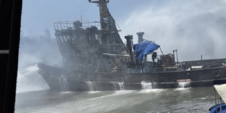 Incendie au Port de Lomé : quatre embarcations, dont un caboteur, mises hors d’état de service, une enquête ouverte