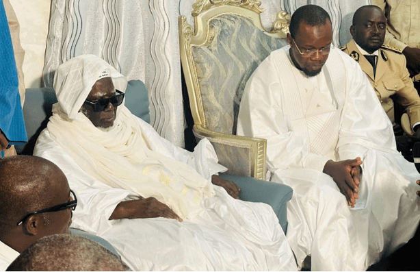 Sonko nuitamment reçu,  par Serigne Mountakha : Les plates excuses de l’état à la communauté mouride ?
