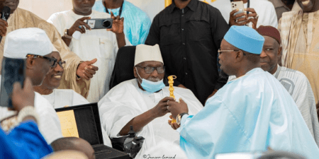 En visite à la veille du Gamou : Sonko a procédé hier à la remise des clés de la Grande mosquée de Tivaouane