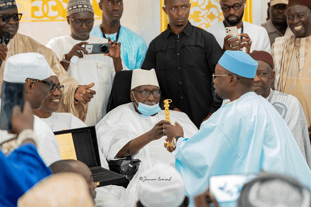 En visite à la veille du Gamou : Sonko a procédé hier à la remise des clés de la Grande mosquée de Tivaouane