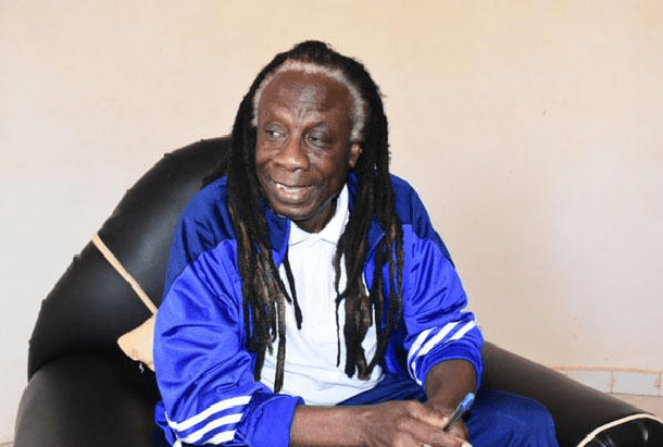 Thiaroye 44: Le célèbre chanteur Ouza Diallo ,l’oublié, avait déjà tout dit… Par Abdou Latif Ndiaye