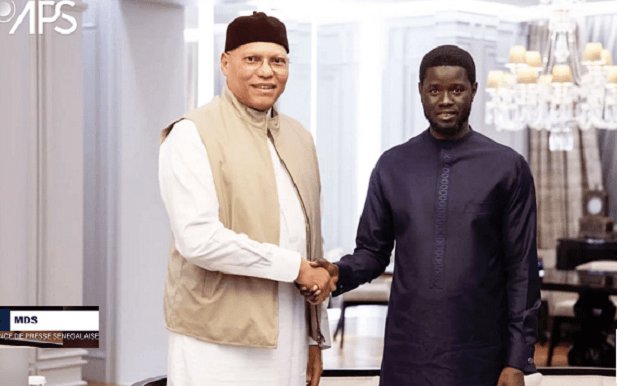 Doha : Rencontre et « Echanges constructifs » entre Bassirou Diomaye Faye et Karim Wade