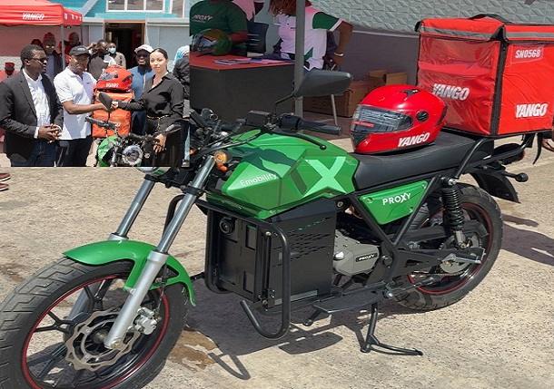 Transport: Yango Delivery s’associe à Proxy Emobility pour soutenir l’accès aux motos électriques pour les coursiers de ses partenaires au Sénégal