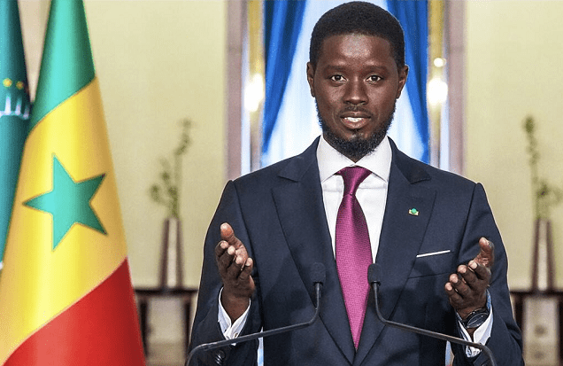 Le Président, Trois heures et cinq minutes d’échanges soutenus avec six journalistes, articulés autour de cinq grands thèmes déclinés en plusieurs sous-thèmes.
