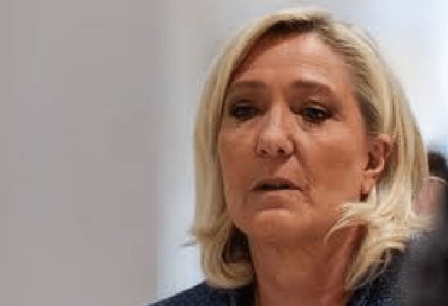 « Libérez Marine Le Pen ! » : Donald Trump et JD Vance apportent leur soutien à la chef de file du Rassemblement national
