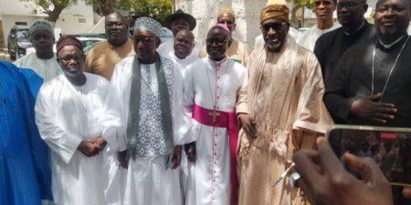 Monseigneur André Guèye rend visite au Grand Serigne de Dakar El Hadji Abdoulaye Makhtar Diop