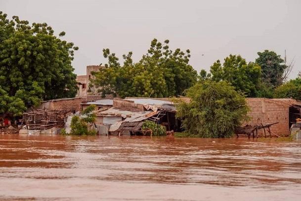 Inondations imminentes : le ministère de l’Hydraulique appelle à la vigilance autour du fleuve Sénégal