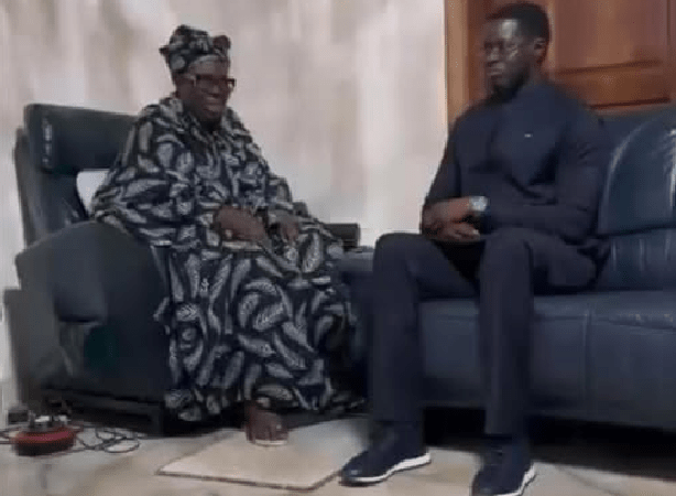 Tournée économique en Casamance : la mère d’Ousmane Sonko prie pour le Président Diomaye Faye