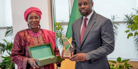 Droits humains : la CNDH décerne un prix d’honneur au Premier ministre Ousmane Sonko