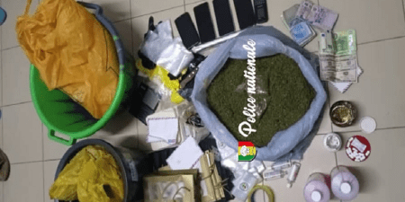 Trafic international de drogue : un important arrivage saisi après une enquête technique, 17 kg de kush interceptés par l’OCRTIS à Dakar