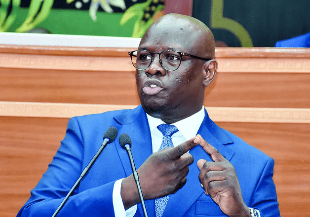 Attaques contre Cheikh Diba : des partisans du ministre réclament la démission de Sonko
