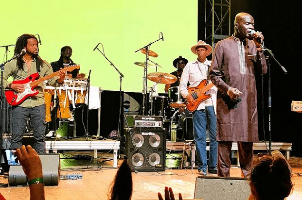 Evènement prévu à la Place de la Nation : en hommage aux Lions de la Teranga, Omar Pène offre un concert géant vendredi