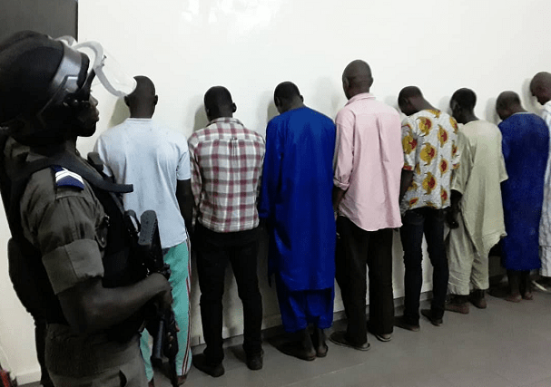 Touba : la Police de Ndamatou démantèle un réseau de faussaires spécialisés dans les documents de véhicules