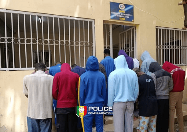 Démantèlement d’un réseau criminel à Nord Foire : 15 individus arrêtés pour actes contre nature, proxénétisme, transmission volontaire du VIH