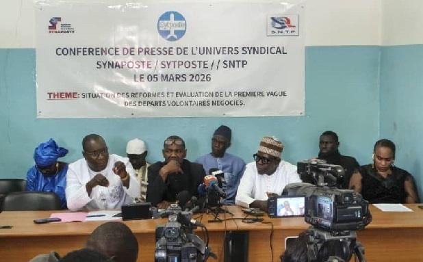 Plan de relance du Groupe La Poste : les syndicats saluent un accord négocié pour le départ volontaire de 311 agents