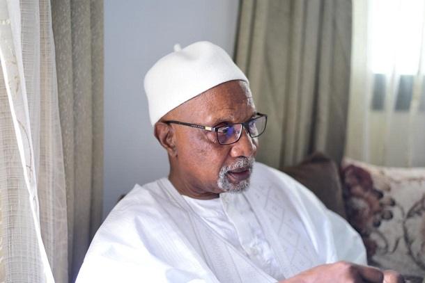 Sénégal – L&rsquo;impossible Amnésie :Peut-On Diriger Le Monde En Fuyant Son Propre Bilan ? Par Serigne Habib Ndaw Patriote Octogénaire Engagé