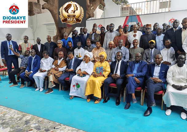 Mobilisation citoyenne à Mbao : les femmes de la coalition Diomaye Président ont organisé une journée de dépistage du VIH/Sida et de sensibilisation
