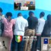 Démantèlement présumé d’un réseau QNET à Thiès : sept individus arrêtés pour escroquerie pyramidale en bande organisée