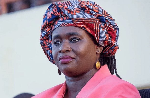 Démission : Khadija Mahécor Diouf quitte la présidence du Conseil de surveillance de l’ADL et réaffirme sa fidélité à Ousmane Sonko