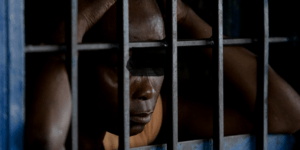 Saly : une femme déférée après une vidéo jugée injurieuse envers des policiers et le procureur