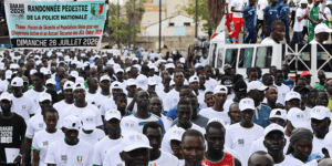 Dakar : plus de 1 000 participants à la randonnée de la Police en prélude aux JOJ 2026