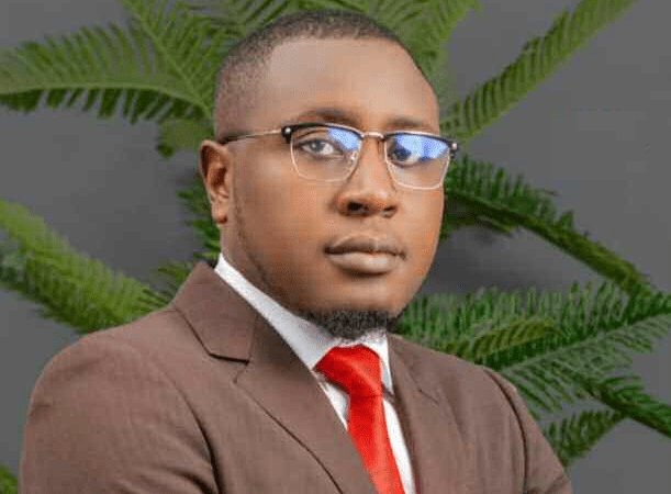 Crise Constitutionnelle : Quand une majorité parlementaire prétend redéfinir les règles de la souveraineté  Par Moussa Niang