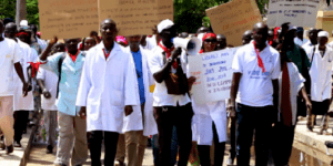 Grève dans la santé : And Gueusseum revendique un taux de suivi de 80 à 100 %, maintient la pression