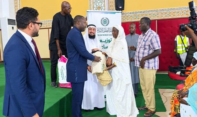 Elan de solidarité à Dakar : La Ligue Islamique Mondiale redonne le sourire aux familles vulnérabes