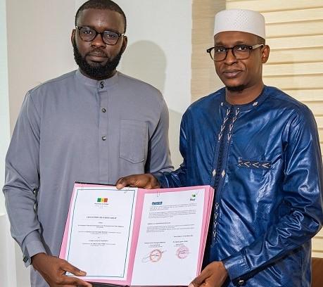 Pour le financement waqf des villes religieuses : Signature  d’une convention de partenariat  entre La Haute Autorité du Waqf et le PNAMVR